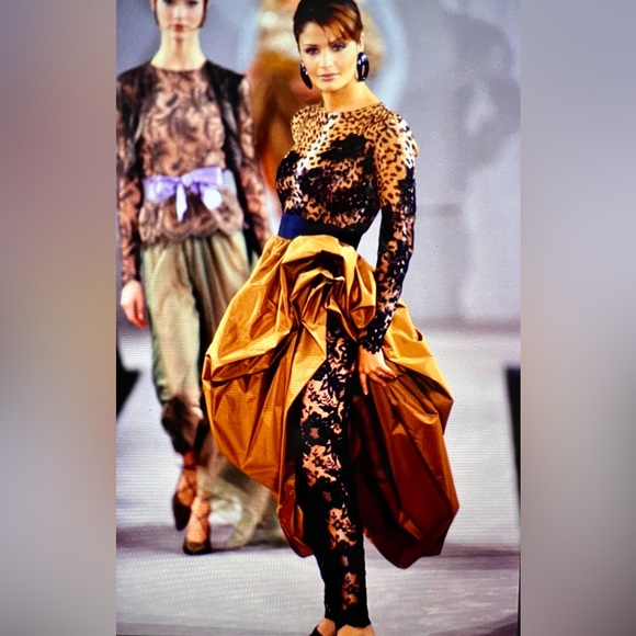 BILL BLASS For Barr & Beards Silk Scarf Vintage 70s Abstract Floral Square 30x30 - Picture 11 of 16